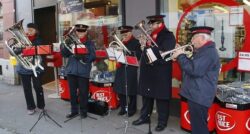 Salvation Army Christmas Assistance Programs - Merry Christmas