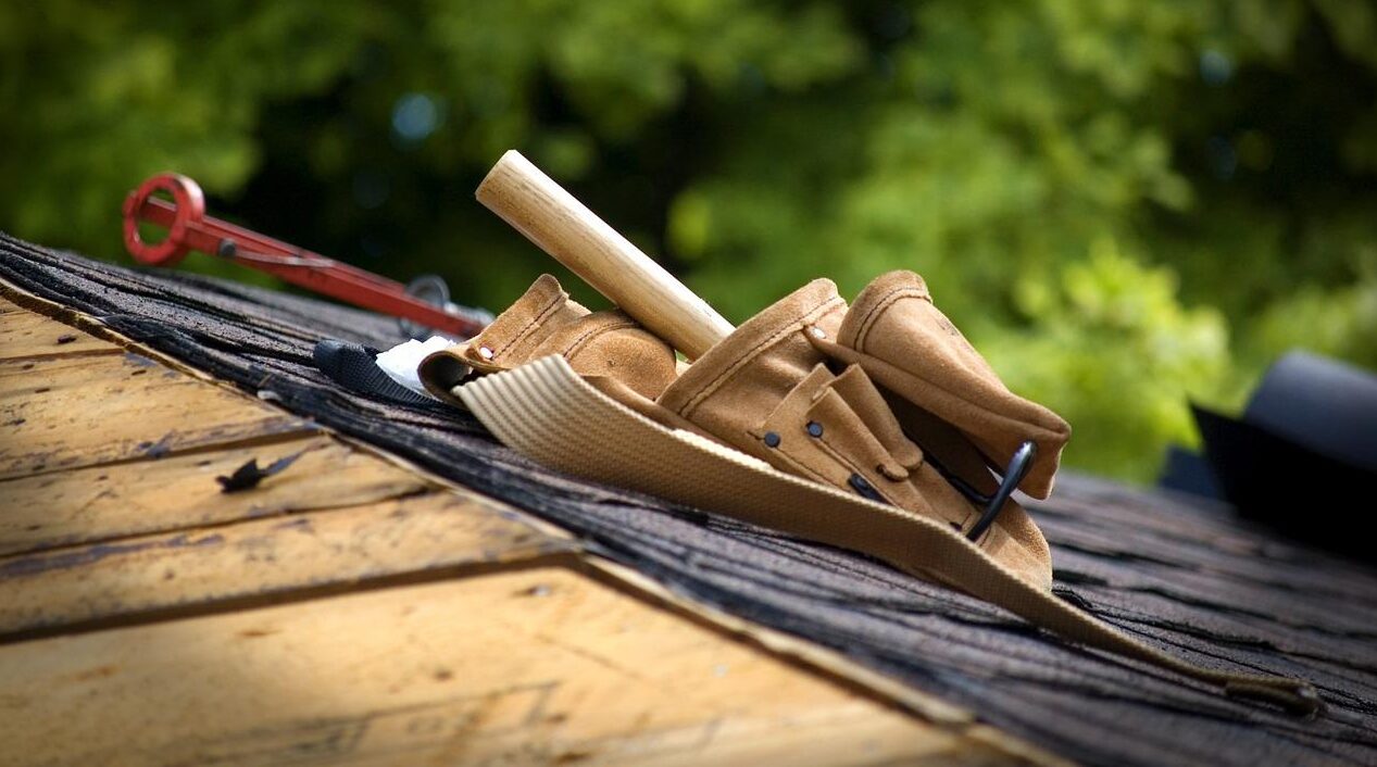 10 Free Roof Replacement Programs